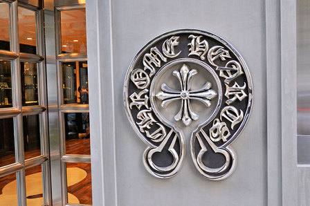 CHROME HEARTS